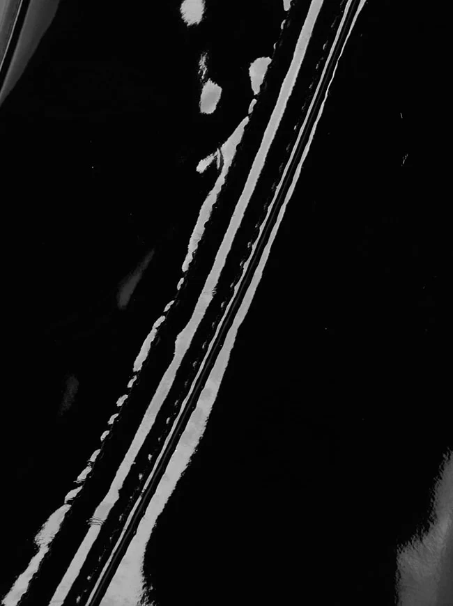 Gothic PVC-Leder-Unterbrustkorsett mit Frontreißverschluss und Schnallen