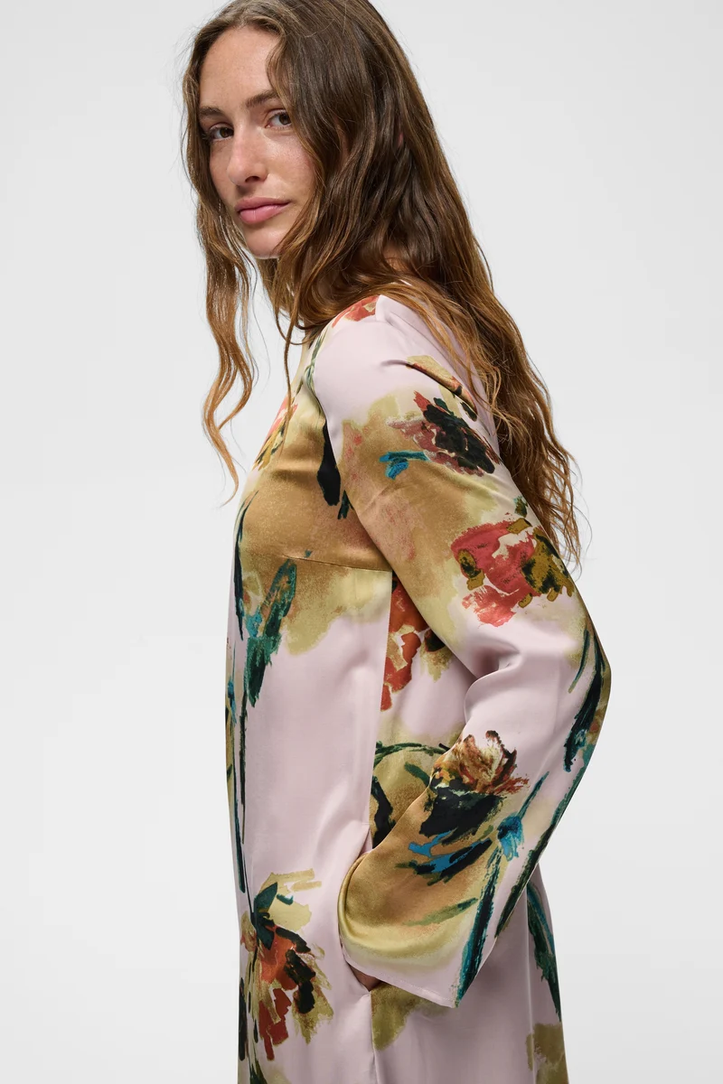 Robe droite Meadow à imprimé floral artistique