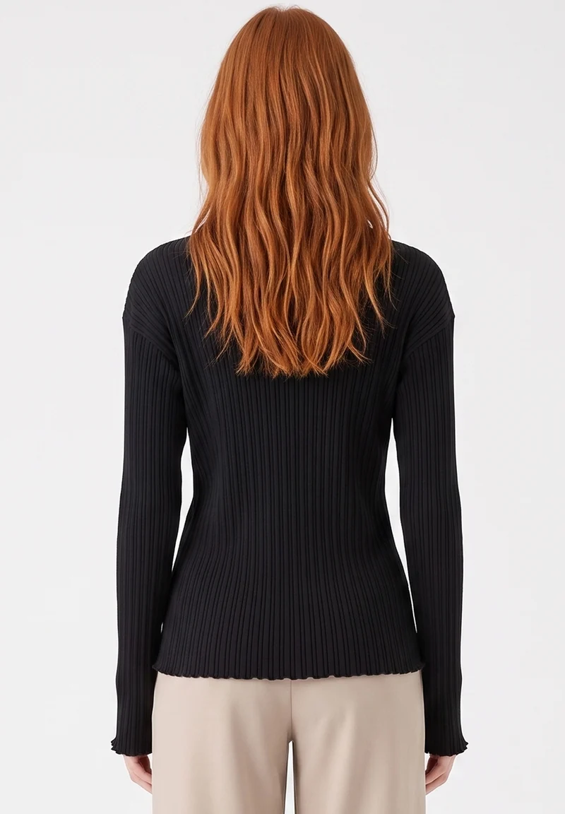 Longsleeve aus Bio-Baumwolle im Rippstrick