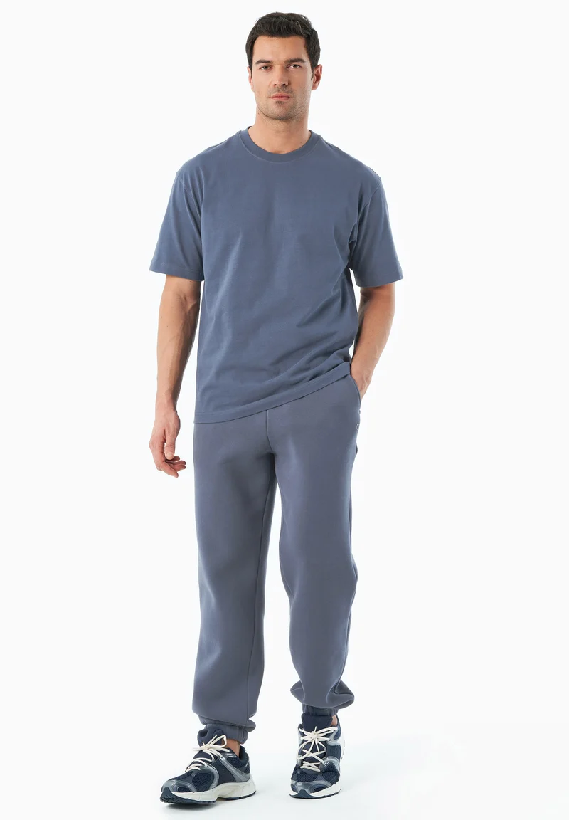 TUSSEM | Essentials Travel Unisex T-Shirt aus Bio-Baumwolle