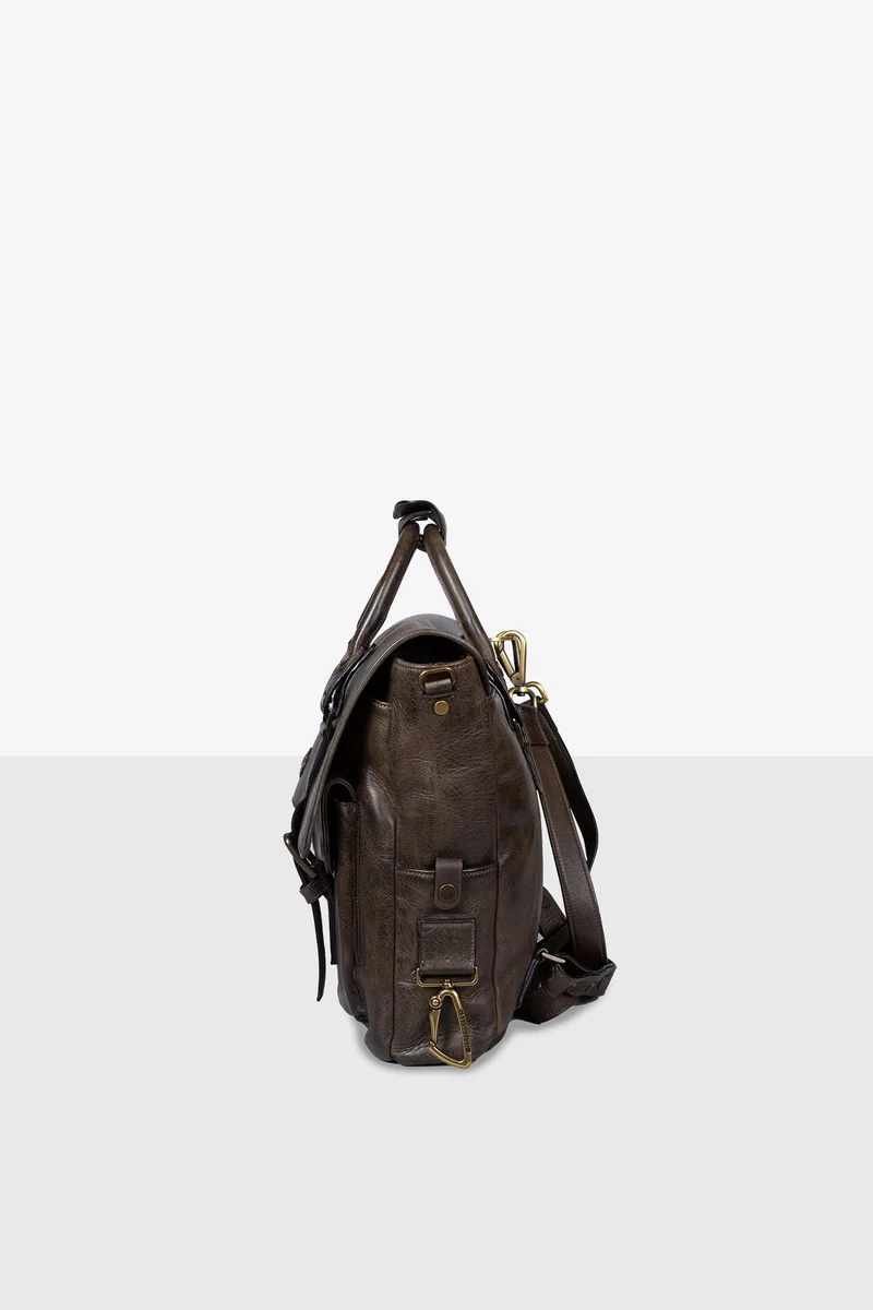 NEW COURIER BACKPACK
