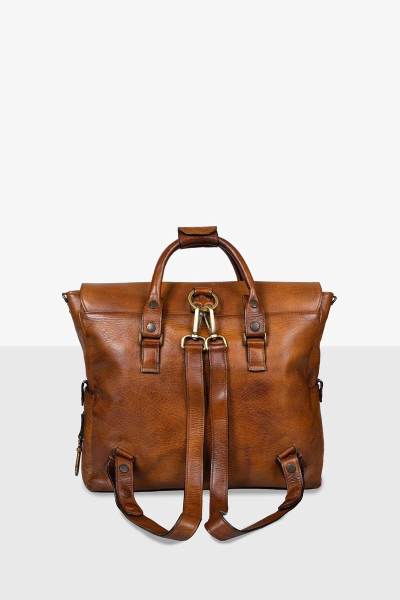 NEW COURIER BACKPACK