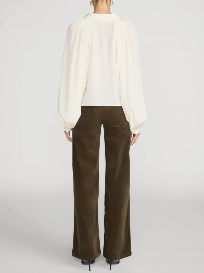 Le slim palazzo modernist en corduroy