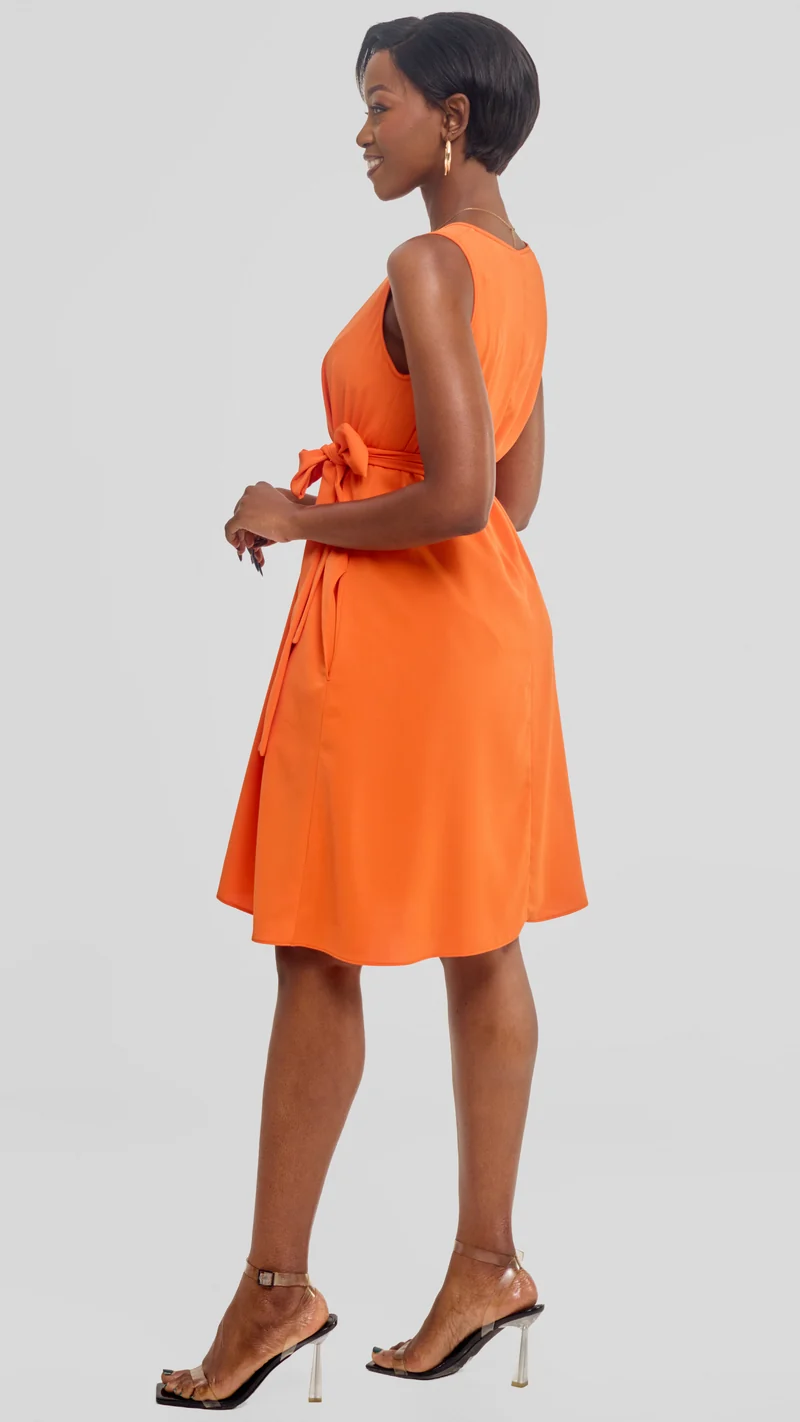 Vivo Basic Sleeveless Tent Dress in Crepe - Orange