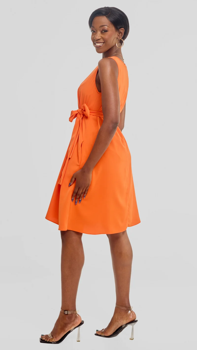Vivo Basic Sleeveless Tent Dress in Crepe - Orange