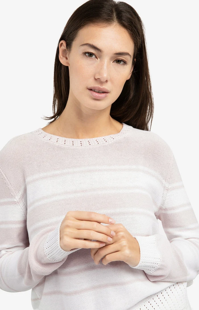 Pull à rayures et manches longues