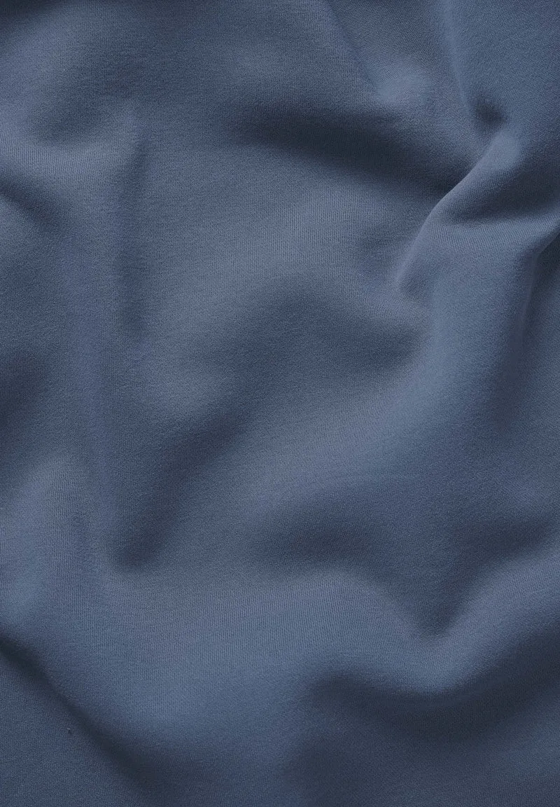 SAYLORR | Essentials Travel Unisex Sweatshirt aus Bio-Baumwolle und recyceltem Polyester