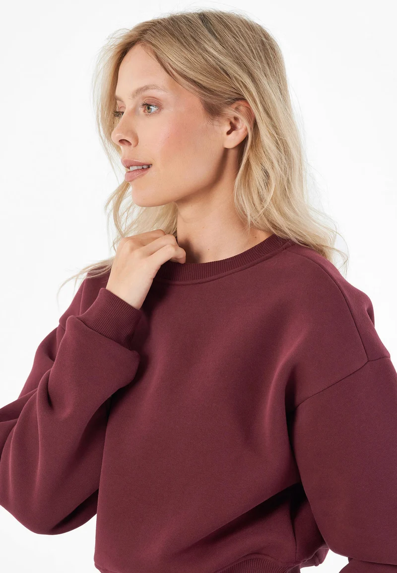 SILLIVIA | Essentials Crop-Sweatshirt aus Bio-Baumwolle und recyceltem Polyester