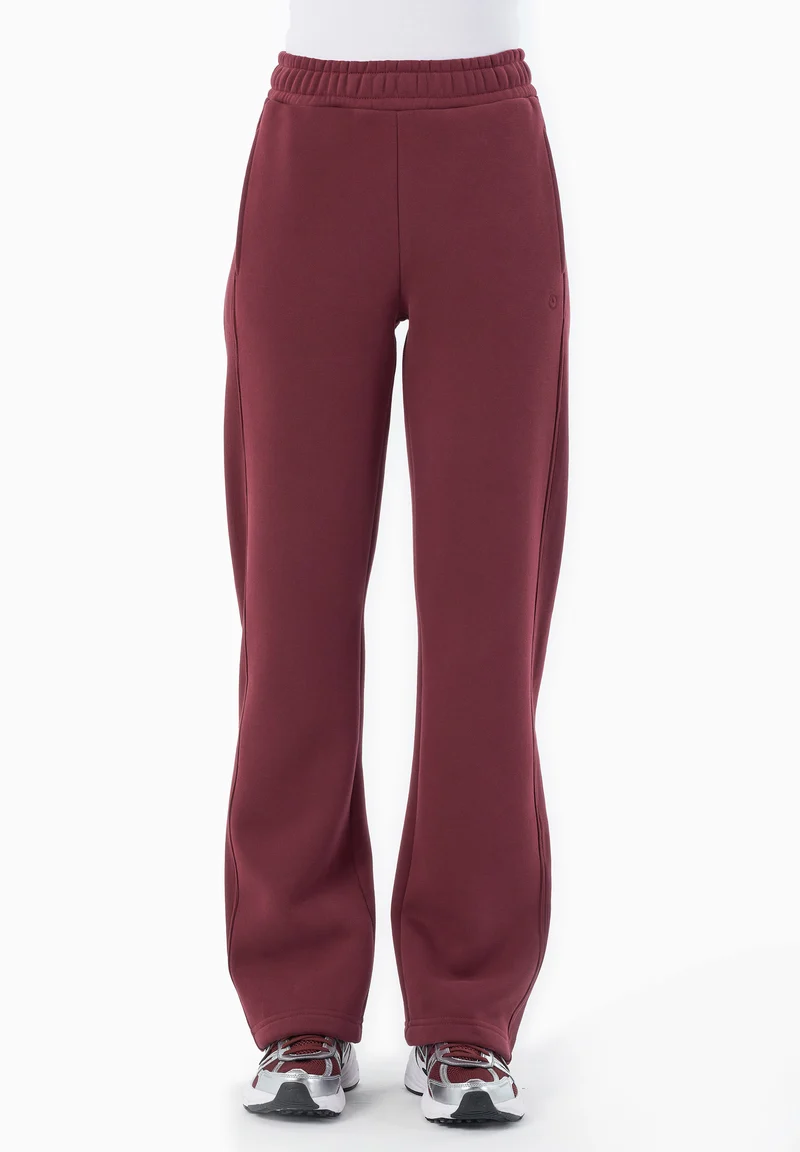 POLLY | Essentials Sweathose aus Bio-Baumwolle & Recyceltem Polyester