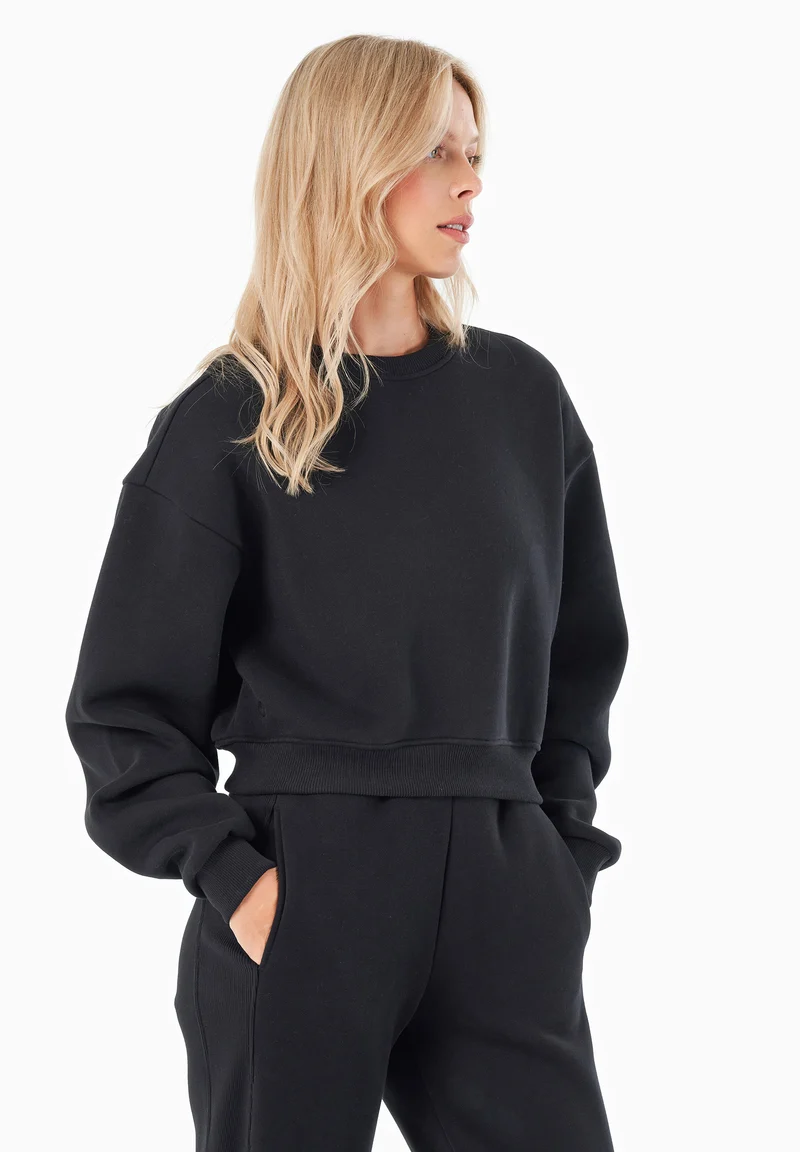 SILLIVIA | Essentials Crop-Sweatshirt aus Bio-Baumwolle und recyceltem Polyester