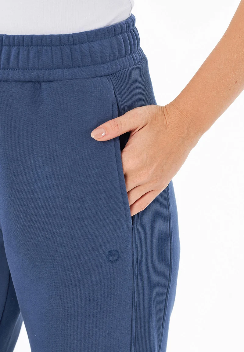 POLLY | Essentials Sweathose aus Bio-Baumwolle & Recyceltem Polyester