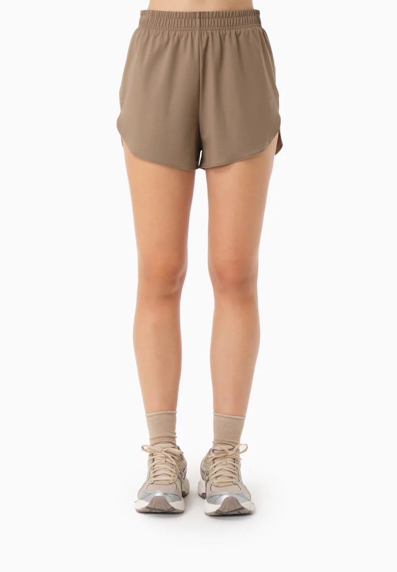 SELENNA | Shorts aus recyceltem Polyamid