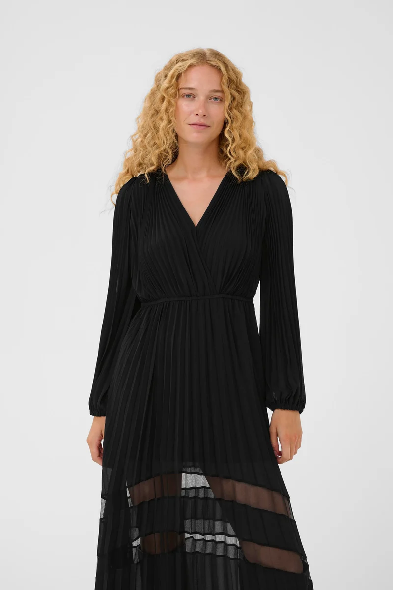 Robe plissée et jeu de transparence Giselle