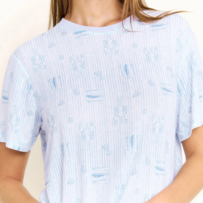 Ensemble pyjama rayé à t-shirt et short