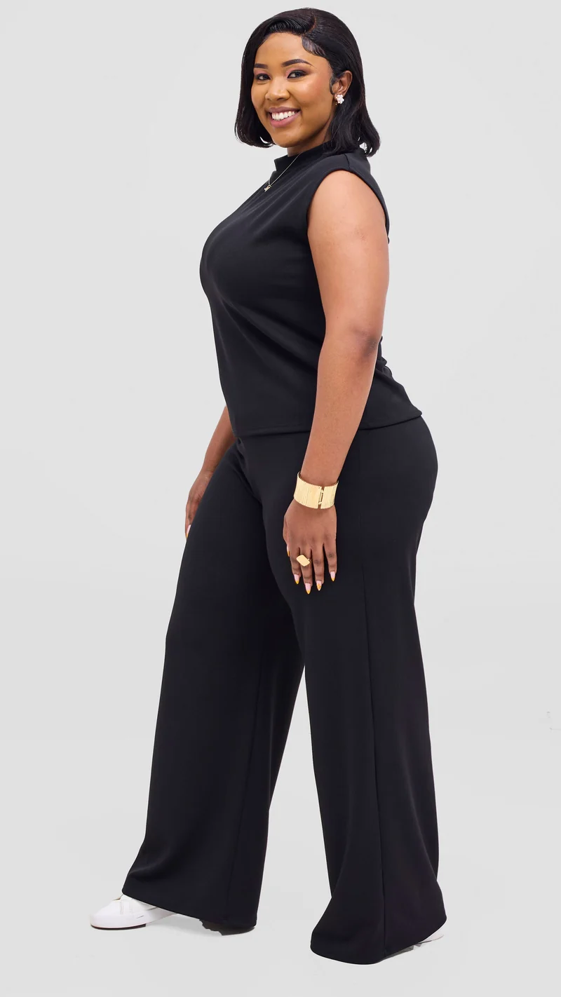 Vivo Selah Mock Neck Top in Stretch Rib - Black
