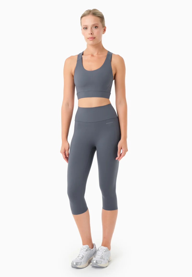 BEVINN | Cross-Strap Sport Bralette aus recyceltem Polyamid