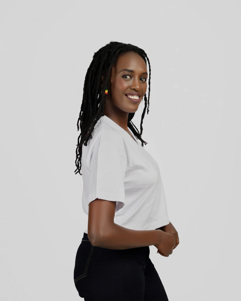 Princess Affair Plain V-neck Crop Tshirt - White