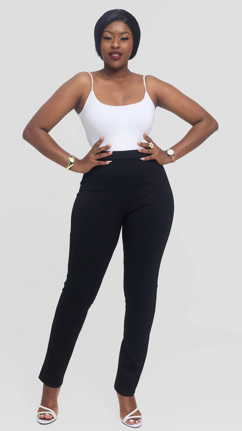Vivo Panelled Straight Leg Pants in Ponte - Black