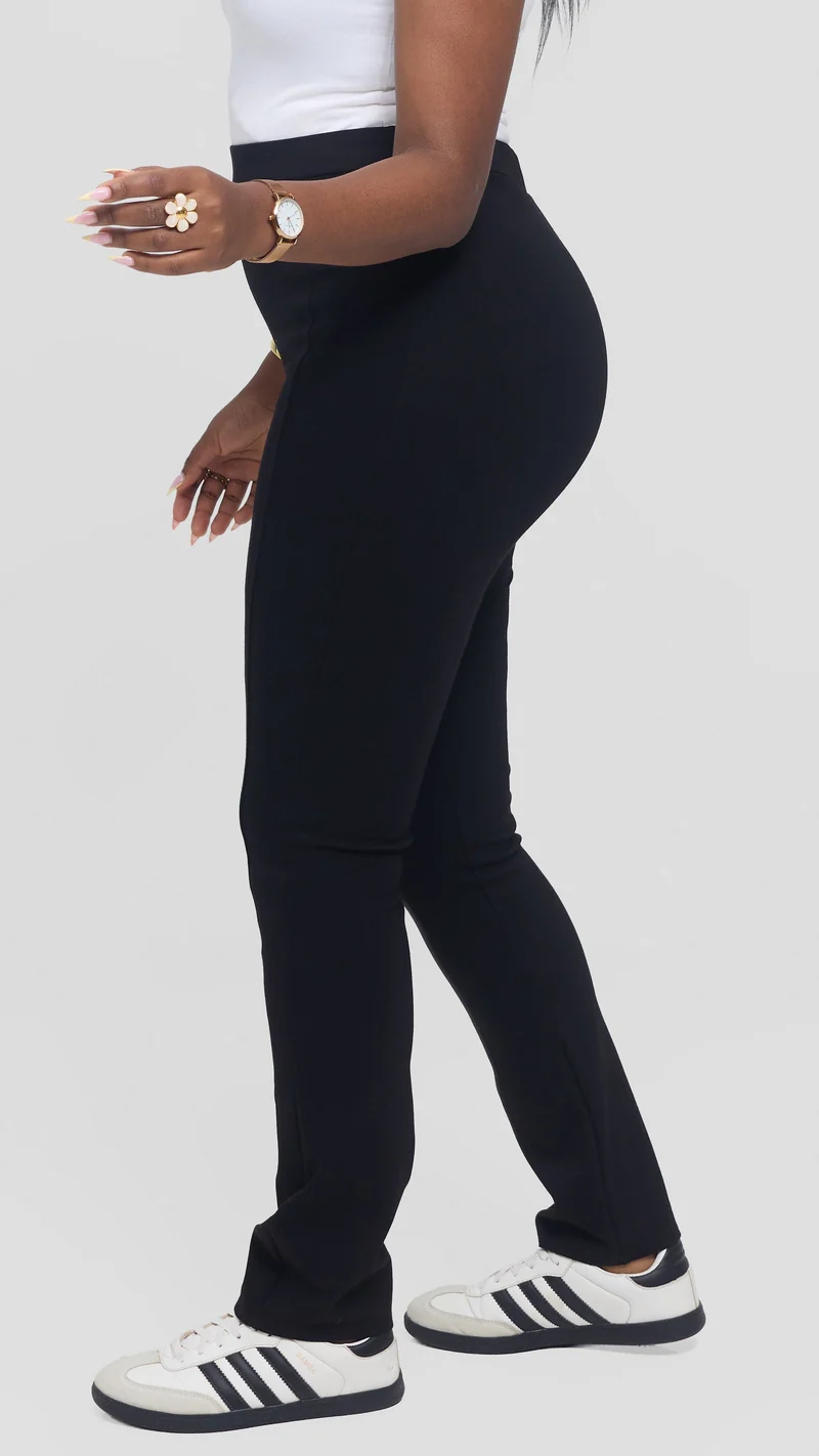 Vivo Panelled Straight Leg Pants in Ponte - Black