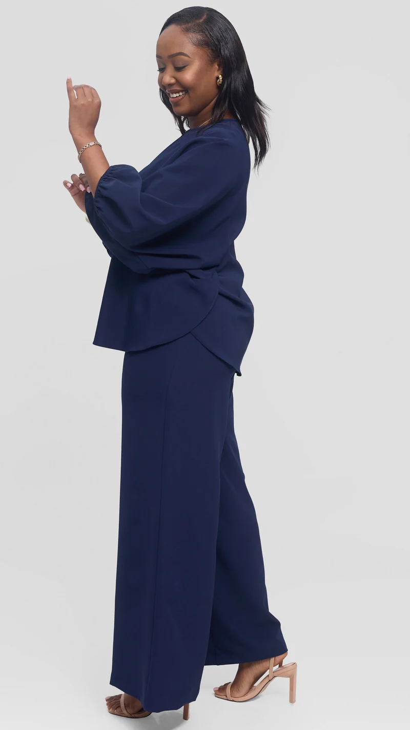 Vivo Dolman Top in Crepe - Navy Blue