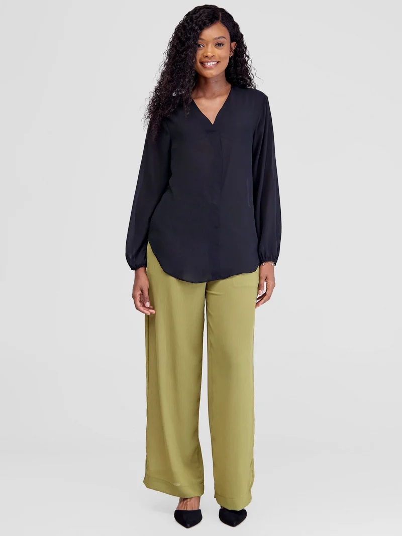 Vivo Dua Long Bishop Sleeve Top - Black Zoom