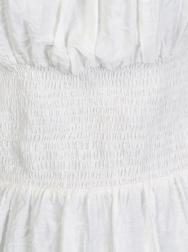 Langärmlige schulterfreie Bluse mit Spitzenbesatz