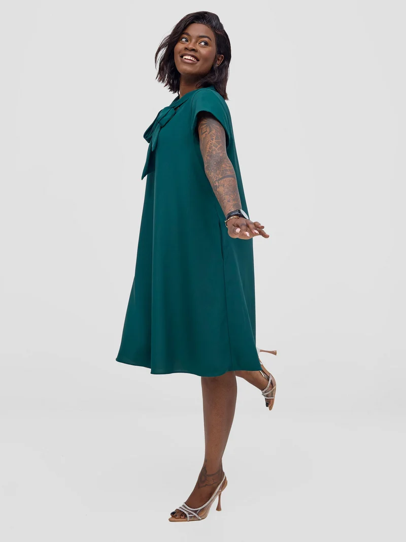 Vivo Niari Tent Dress in Crepe - Dark Green