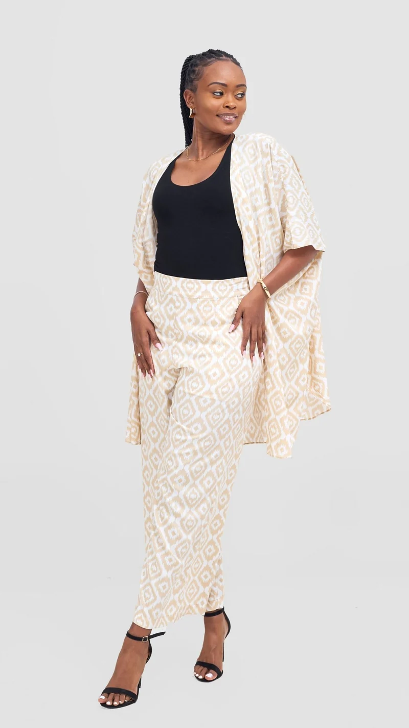 Vivo Samira Wide Kimono - Beige / White Print