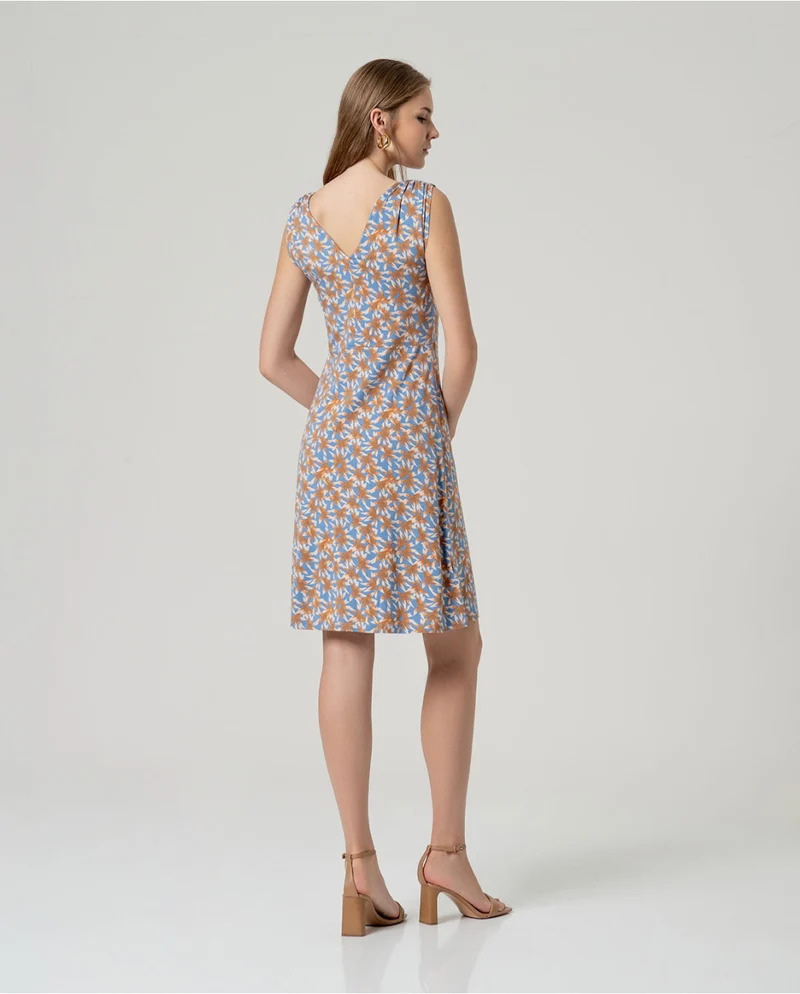 Robe midi imprimée à encolure V