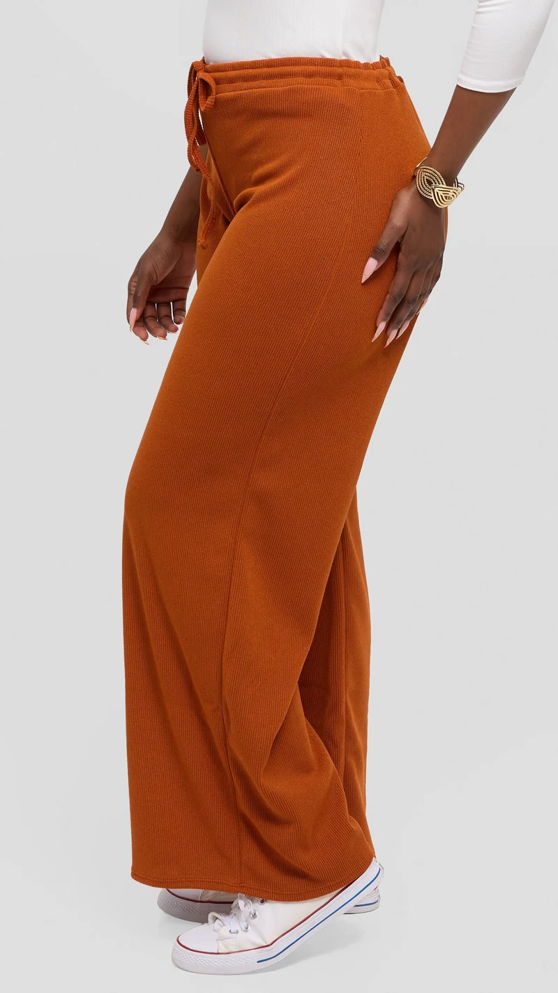 Vivo Ria Drawstring Pants in Stretch Rib - Rust