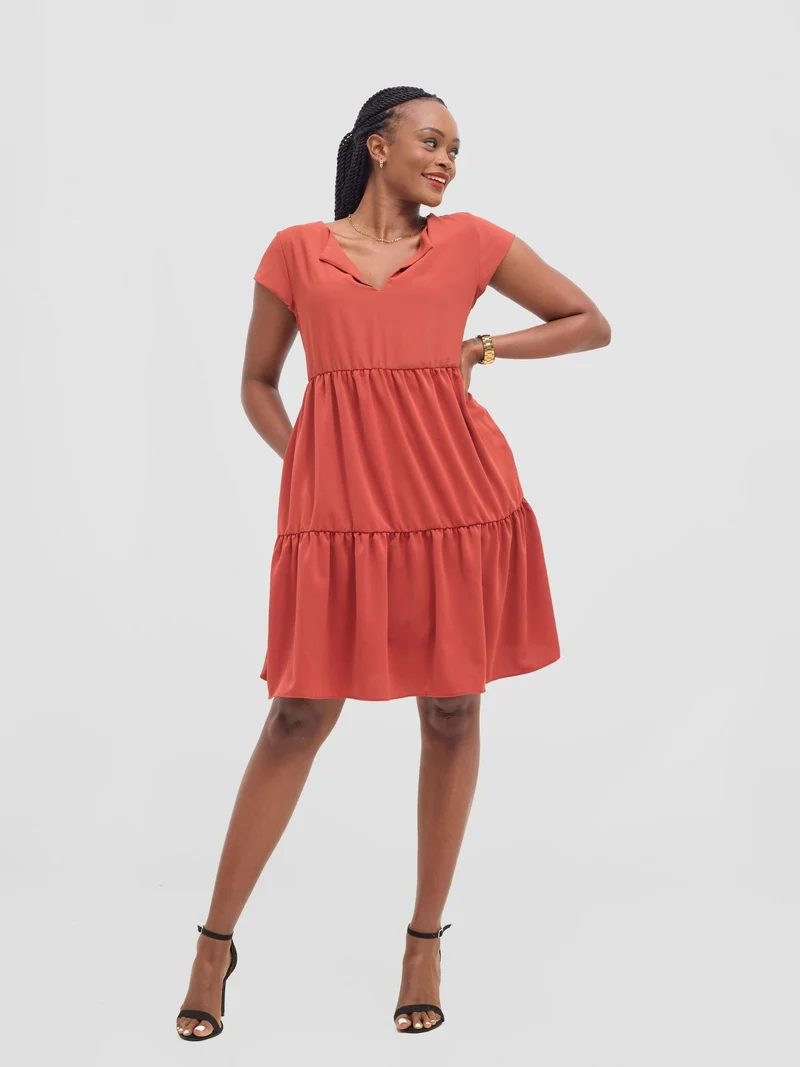 Vivo Pelia Round Neck Dress - Rust