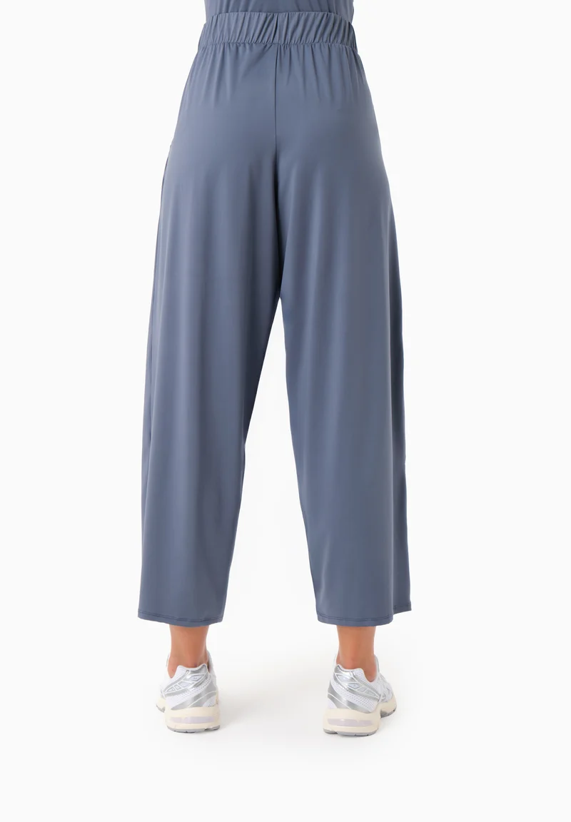 PEENY | Weit geschnittene Hose aus recyceltem Polyamid