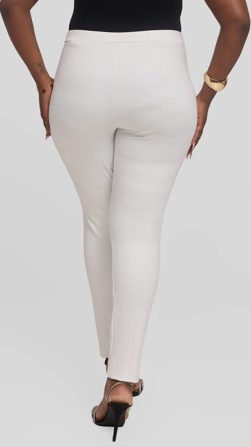 Vivo Basic Panelled Leisure Pants in Ponte - Off White