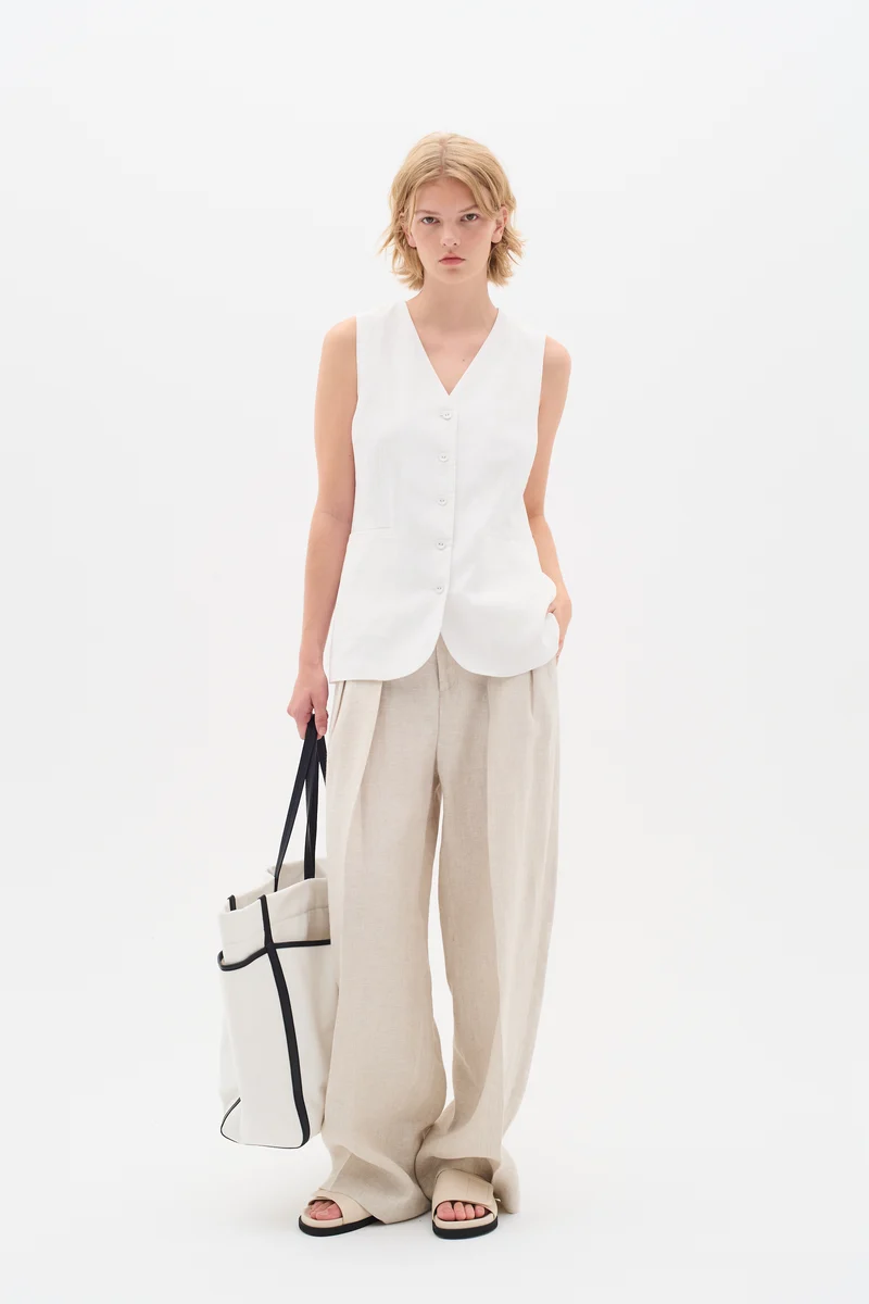 Gilet boutonné élégant Farida
