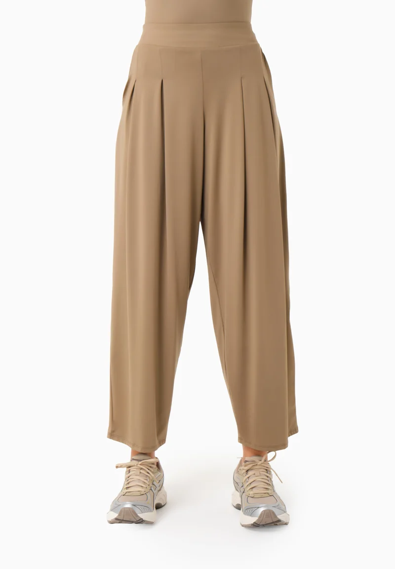 PEENY | Weit geschnittene Hose aus recyceltem Polyamid