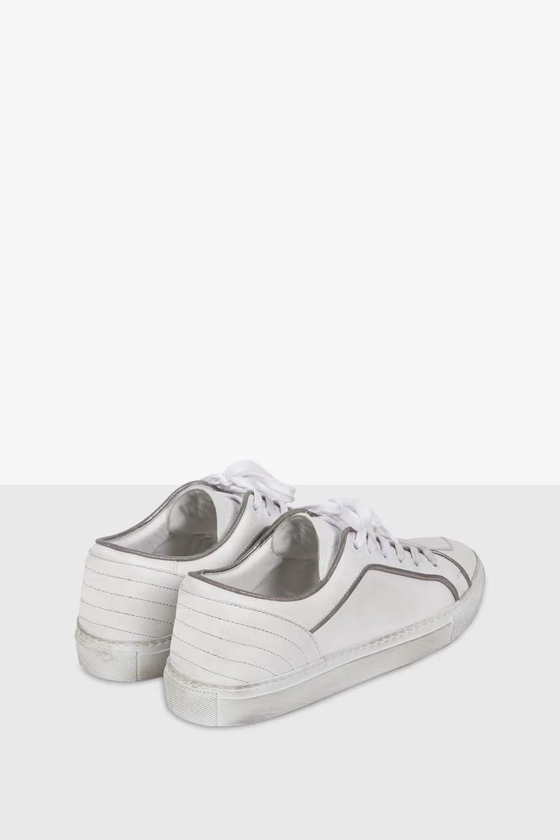 MODEL Y SNEAKERS WHITE