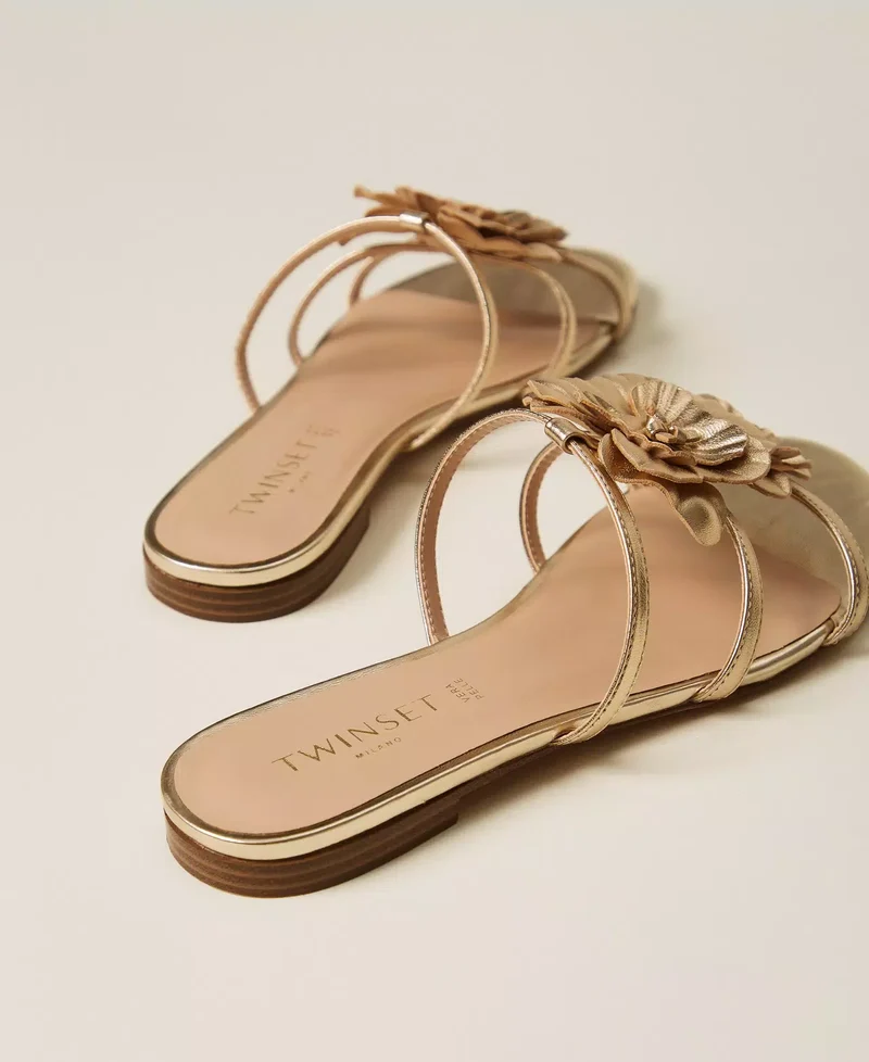 Sandales plates en cuir plates avec fleur