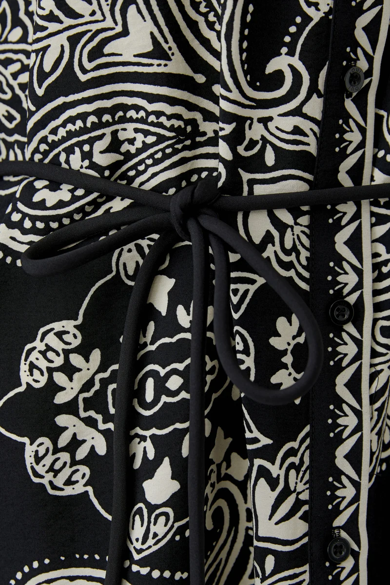 Robe fluide à imprimé cachemire esprit bohème