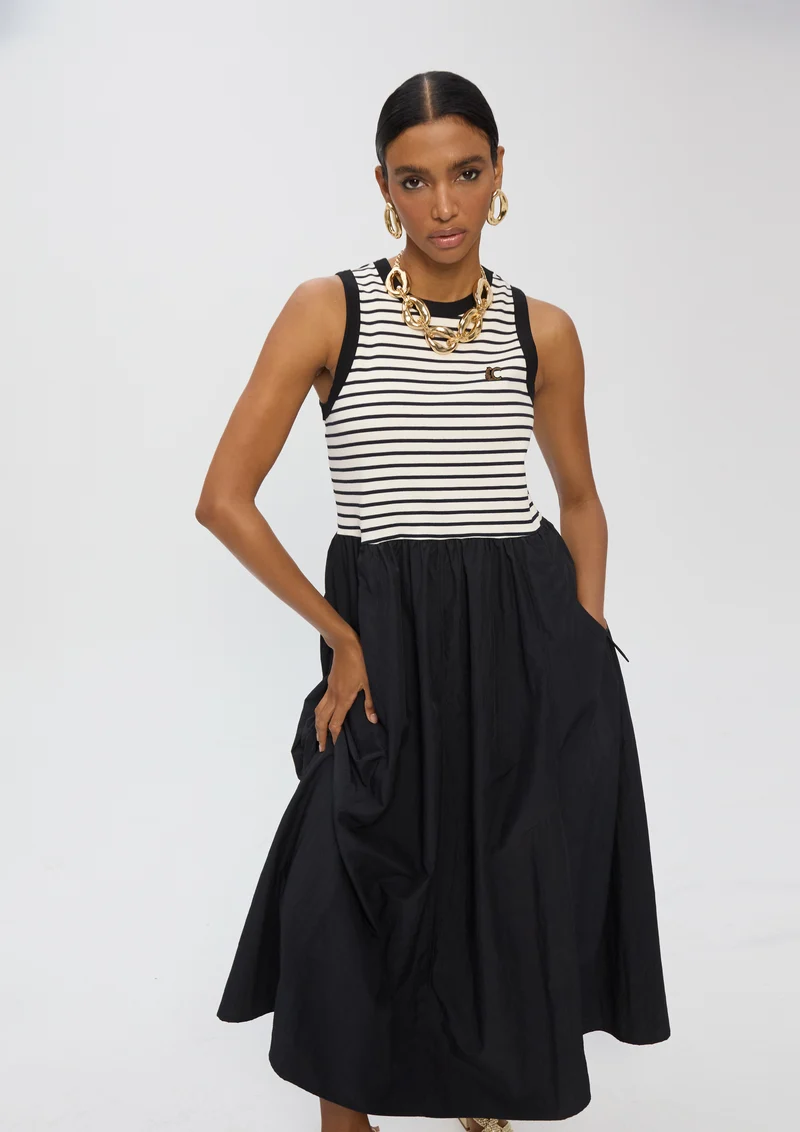 Robe midi bimatière à rayures