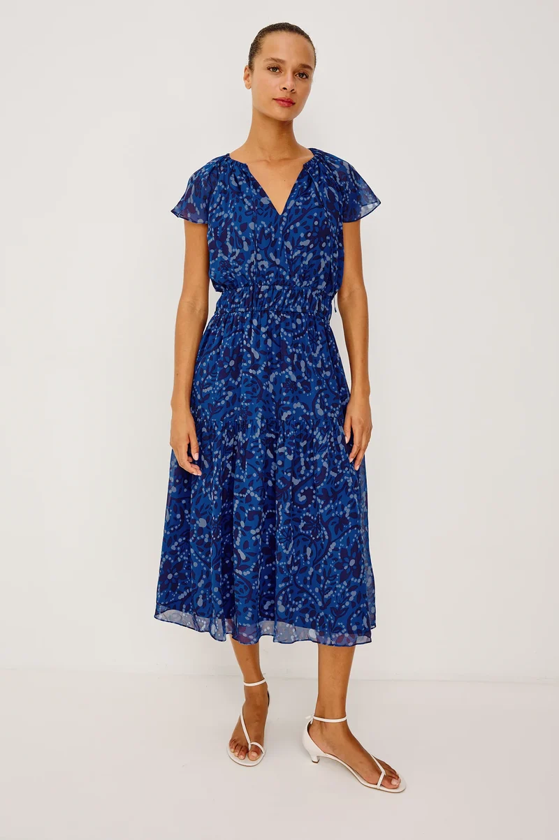Robe midi fluide Mirielle à manches volantées