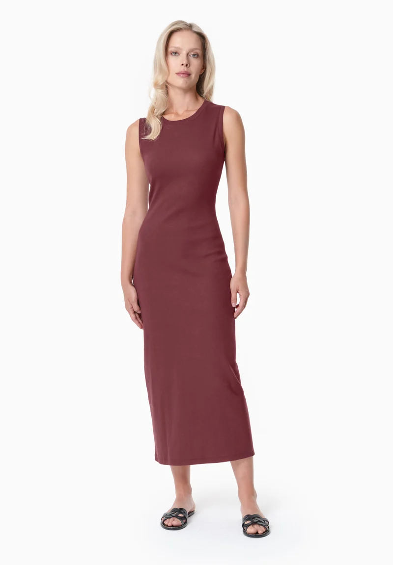 DURRU | Geripptes Kleid aus Bio-Baumwolle