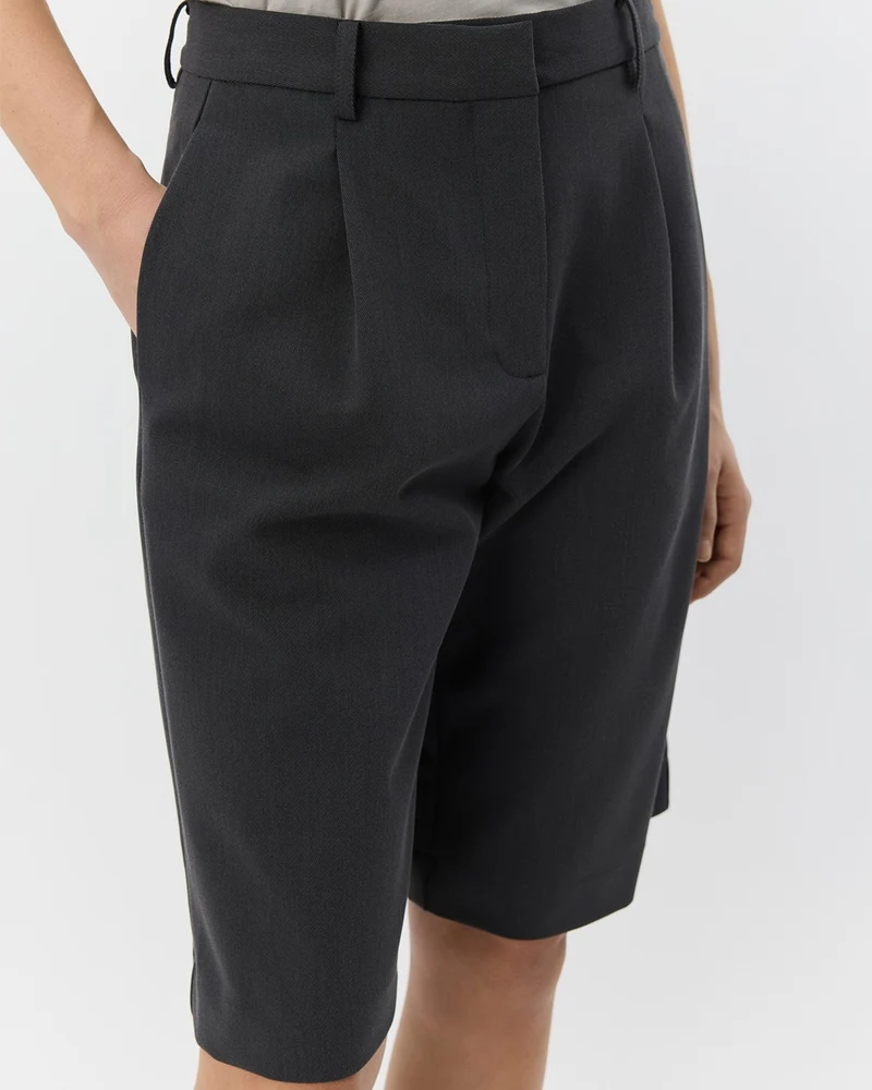 Bermuda tailleur Elsa à plis pressés