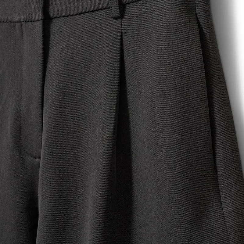 Bermuda tailleur Elsa à plis pressés