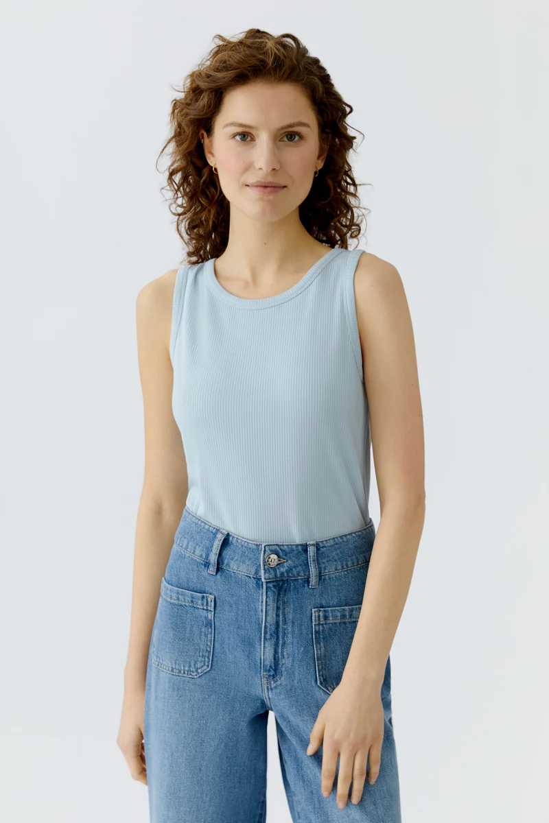 Camisole côtelée avec col rond Filiz