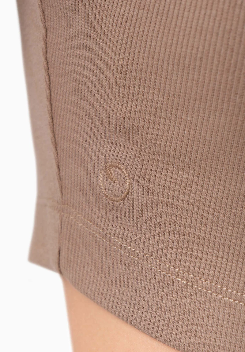 IRISS | Ripp-Crop-Top aus TENCEL™ Modal und Bio-Baumwolle