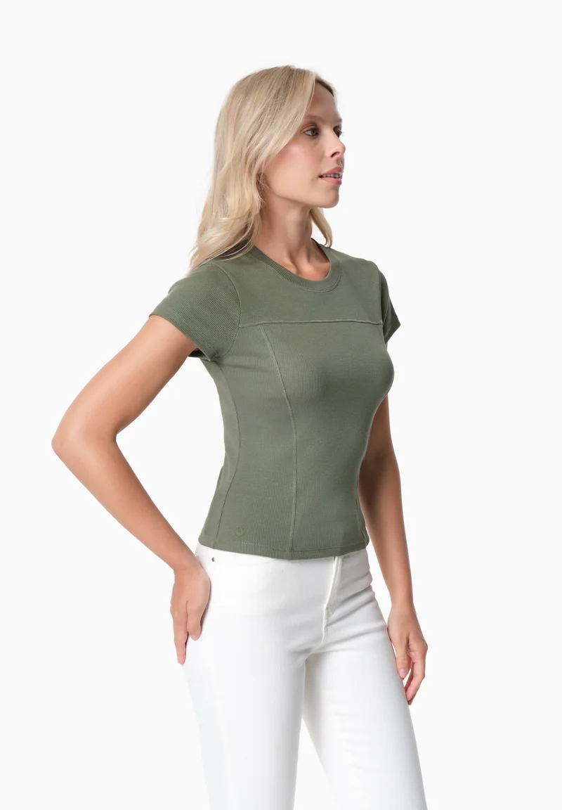 TILLDA | Rib T-Shirt aus TENCEL™ Modal und Bio-Baumwolle