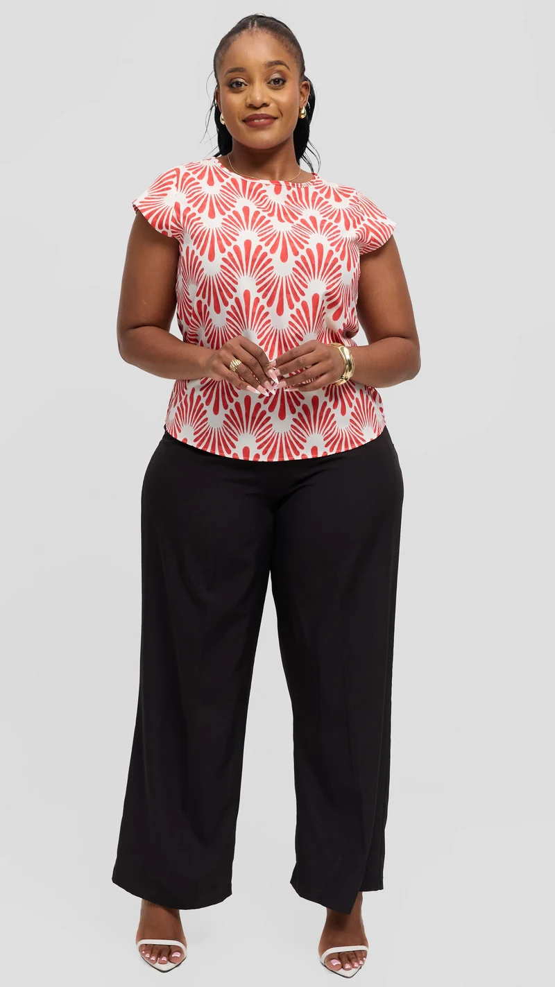 Vivo Basic Cap Sleeve Top in Crepe - Off White / Red Witu Print