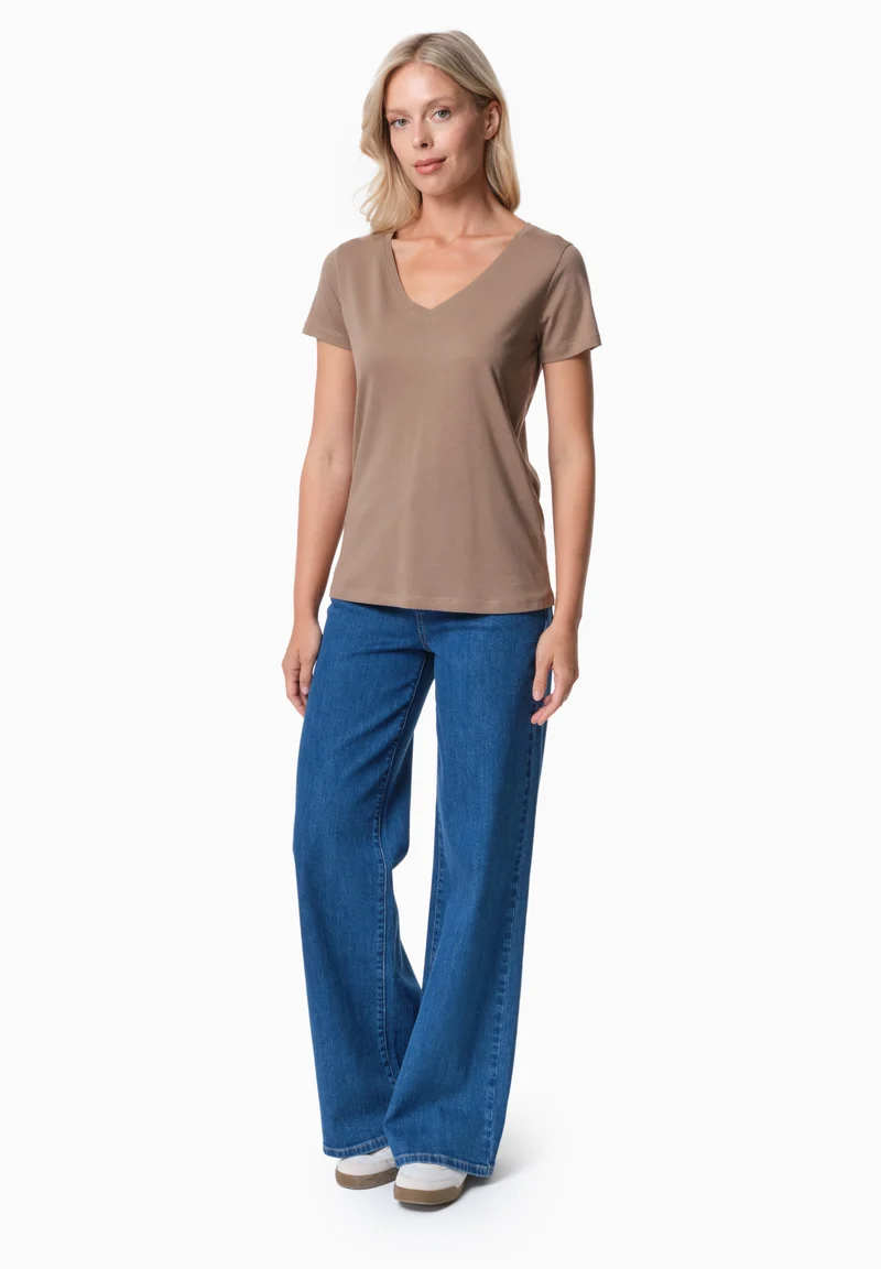 TAMARRA | T-Shirt aus TENCEL™ Modal und Bio-Baumwolle mit V-Ausschnitt