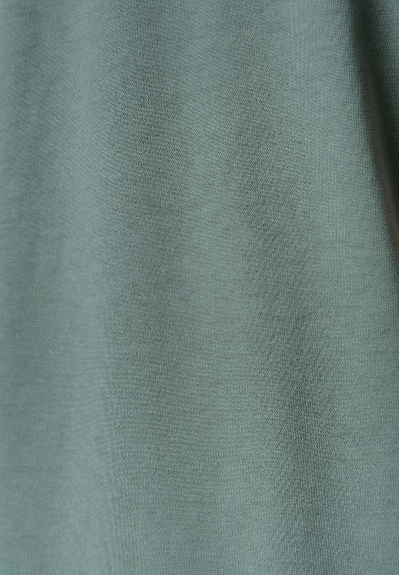 TAMARRA | T-Shirt aus TENCEL™ Modal und Bio-Baumwolle mit V-Ausschnitt