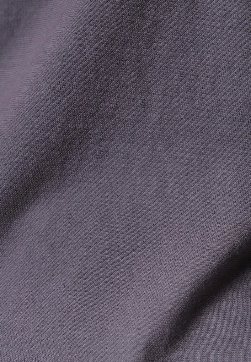 TESSA | Basic T-Shirt aus Bio-Baumwolle mit V-Ausschnitt